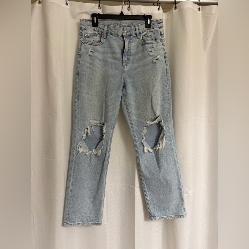 American Eagle Outfitters Light Blue Boyfriend Jeans